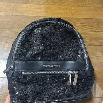 마이클코어스 백팩 스팽글 백팩