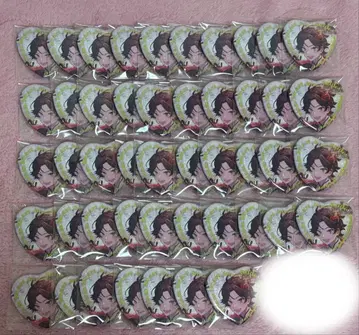 니지산지 사에구사 아키나 준 브라 하트 캔뱃지