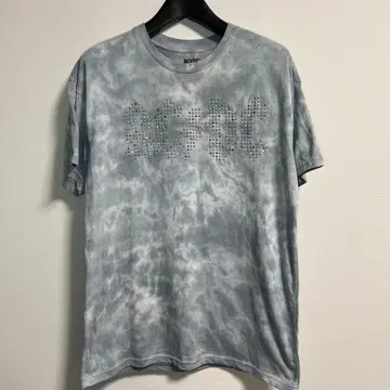 AC/DC 타이 다이 T셔츠 스톤 포함