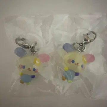 산리오 캐릭터즈 윳토메지루시 액세서리 우사하나 2개