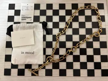 in mood 체인 목걸이