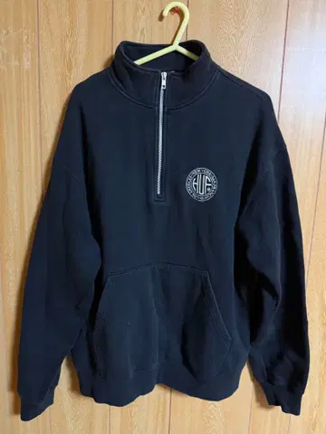 HUF 하프 지퍼 맨투맨 블랙