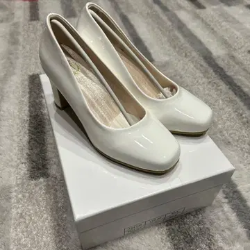 monreve 23.5cm 브라이덜 신발 펌프스 White