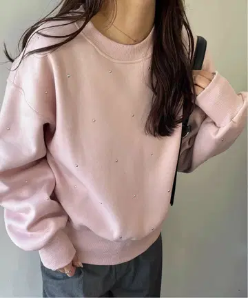 GeeRA [ nelliy. ] 스터드 맨투맨