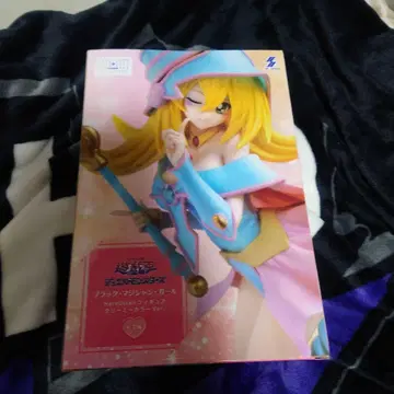 유희왕 블랙 매지션 걸 크리미 컬러 Ver. 피규어