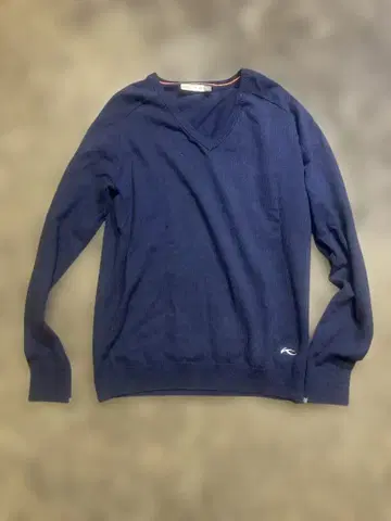 KJUS 네이비 V넥 스웨터