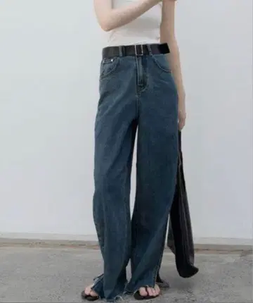 사이드 슬릿 스트레이트 하이웨스트 데님