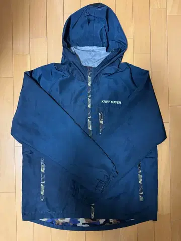 카모플라쥬 안쪽 네이비 나일론 자켓 M 사이즈