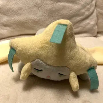 포켓몬스터 쿠타리 봉제 인형 지라치 오야스미 ver.