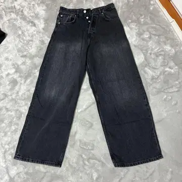 다크 그레이 와이드 레그 데님