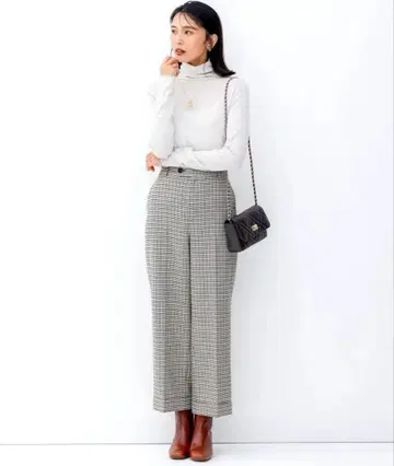 새상품 23구 건클럽 체크 스트레치 앵클 팬츠 브라운 체크 36