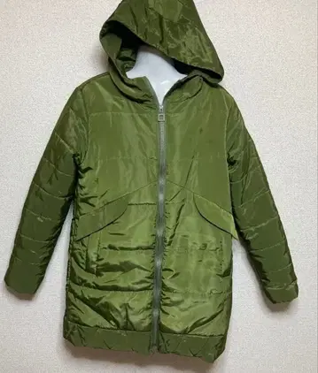 올리브 그린 후드 부착 다운 자켓 점퍼 방한복