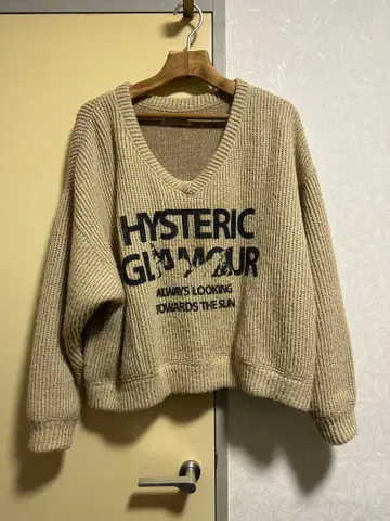 HYSTERIC GLAMOUR 베이지 V넥 니트