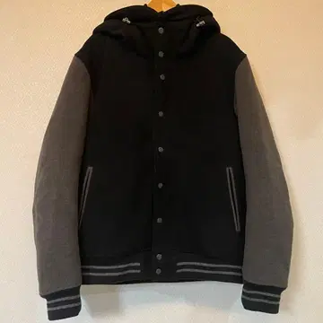 BEAMS 빔즈 후드 부착 바시티 자켓 L 블랙 자켓 후드티