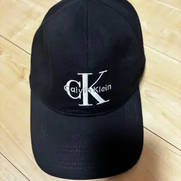 Calvin Klein 캘빈클라인 CK 블랙 야구 모자