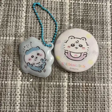 Chiikawa baby 모몽가 하치와레 캔뱃지 스트랩 세트