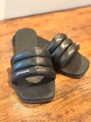 havaianas 블랙 슬라이드 샌들