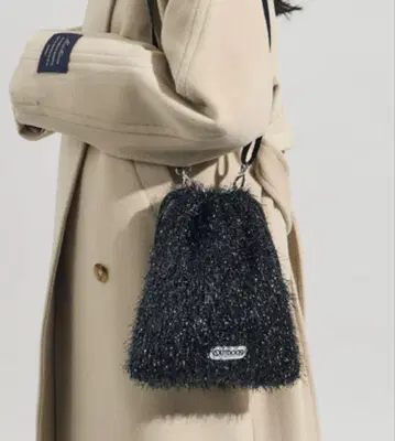 OUTDOOR 블랙 숄더백 복조리형