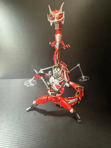 가면라이더 류우키 페인팅 완성품