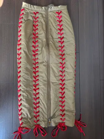 G.V.G.V 레이스업 스커트