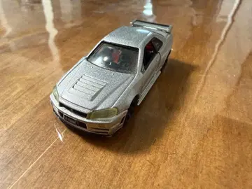 토미카 스카이라인 GT-R 34 실버