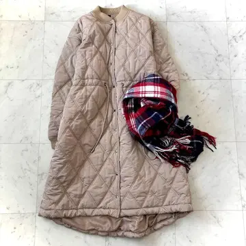 새상품급 디니테 코리에 퀼팅 코트 베이지 FREE