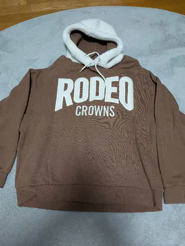 RODEO CROWNS 후드 부착 트레이닝복 브라운