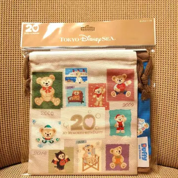 더피와의 추억이 되살아나는 굿즈 주머니 2장 세트