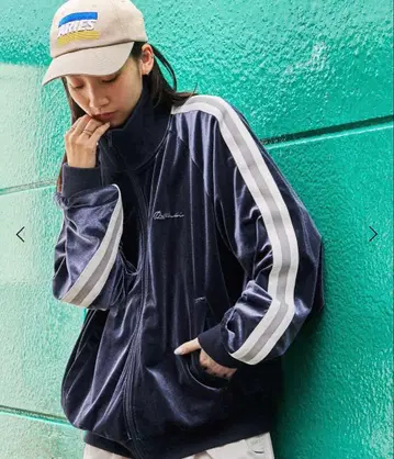 오버 트랙 자켓