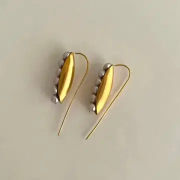 a few 아퓨 담수 펄 후크 귀걸이