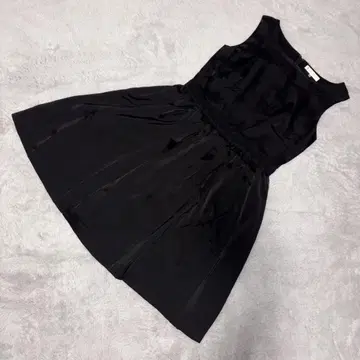 KUMIKYOKU 쿠미교쿠(3) 슬리브리스 무릎 기장 원피스 포멀