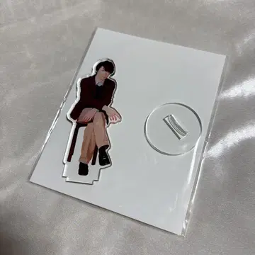 가급적 화려한 옷을 입는 요시다 쇼고 아크릴 스탠드