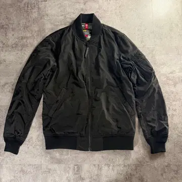 ALPHA INDUSTRIES MA-1 플라이트 자켓