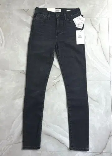 미사용 CITIZENS OF HUMANITY 스키니 데님 팬츠 25