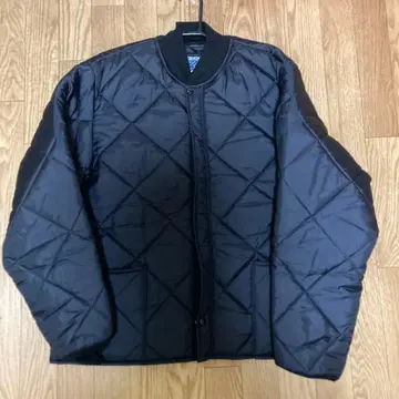 SNAPWEAR 블랙 퀼팅 자켓 스냅웨어