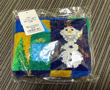 [ 미개봉 새상품 ] 페이저 올리프 웜 허그 파우치 디즈니 프로즌