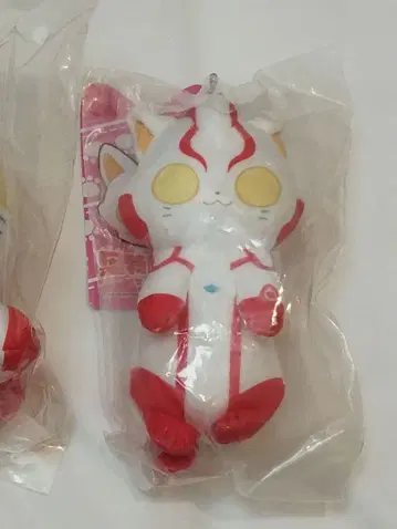 반다이 (울트라맨 메비우스) 울트라맨 고양이 고양이 중국 한정판