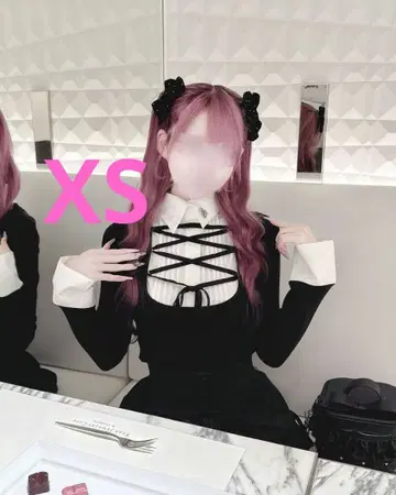 미셸 마카롱 허니 뮤우 레이스업 도킹 상의 XS 사이즈 블랙