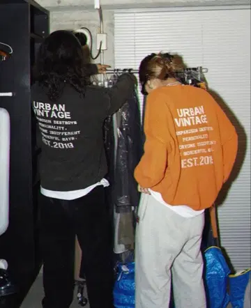 아클렌트 Boyfriend pigment knit BLACK