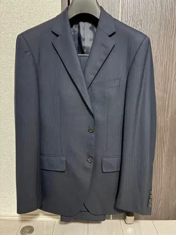 ONLY 다크 블루 스트라이프 정장 세트