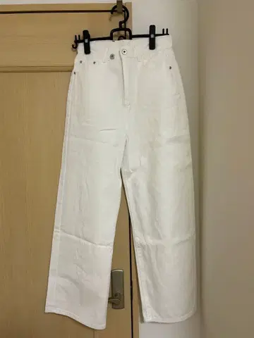 titivate 세미 와이드 데님 팬츠 아이보리