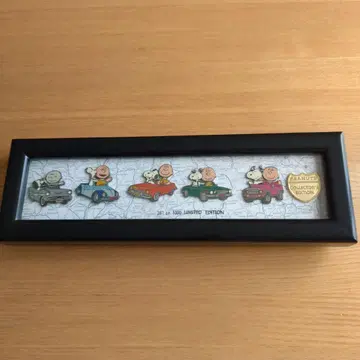 스누피 빈티지 핀 배지