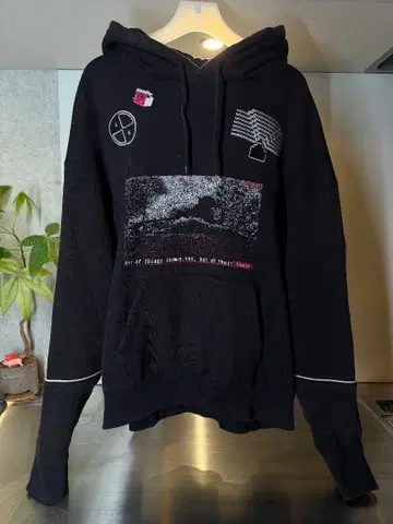 [ C.E ] NOT OF THINGS HEAVY HOODY