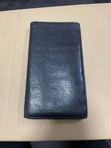 일비종떼 장지갑 블랙 누메 가죽