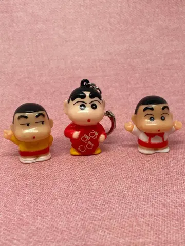 레트로 짱구는 못말려(크레용 신짱) 부적 소프트 비닐 키링 세 개 세트