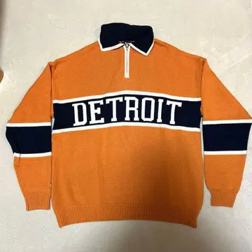 A'gem DETROIT 하프 지퍼 니트