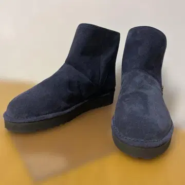 긴자 카네마츠 네이비 부츠 38