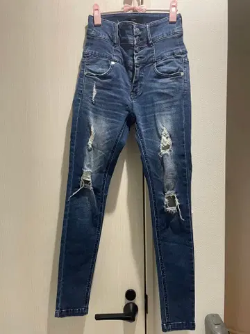 EMODA 하이웨스트 스키니 데님 데미지 가공 블루