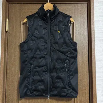 아놀드 파머 골프 블랙 다운 베스트