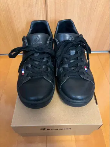 르꼬끄 스포르티브 블랙 스니커즈 23cm